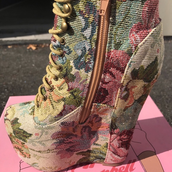 Jeffrey Campbell Damsel Boot in floral nude print - Picture 3 of 5